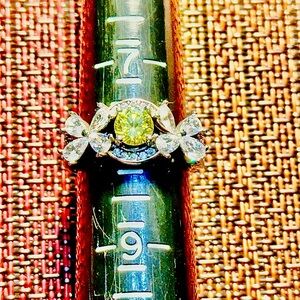 Fragrant Jewels Ring